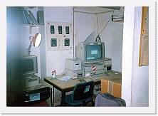 67-ws * DecStation 3100
Primo sistema unix (ultrix) dell' Istituto dal costo di circa 70 Ml. Processore 
RISC MIPS a 16 MHz con prestazioni da 2.4 MIPS (confrontabile con 486DX33) . 
Memoria cenrale 16 MByte.  Memoria di massa su dischi SCSI-1: 1 disco da 
600 Mbyte quindi un disco da 1 Gbyte. Costo 70 Ml.  
Sono visibili anche unita' a nastro 
TK-50 (200Mbyte) DAT (1.2 Gbyte) ed Exabyte (2 Gbyte)
 * DecStation 3100
Primo sistema unix (ultrix) dell' Istituto dal costo di circa 70 Ml. Processore 
RISC MIPS a 16 MHz con prestazioni da 2.4 MIPS (confrontabile con 486DX33) . 
Memoria cenrale 16 MByte.  Memoria di massa su dischi SCSI-1: 1 disco da 
600 Mbyte quindi un disco da 1 Gbyte. Costo 70 Ml.  
Sono visibili anche unita' a nastro 
TK-50 (200Mbyte) DAT (1.2 Gbyte) ed Exabyte (2 Gbyte)
 * 1109 x 784 * (186KB)
