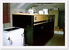70-cvx * Convex C210
Calcolatore vettoriale: 12 Mips, 128 Mby memoria centrale, 4 Gbytes memoria
di massa, 3 unita' nastro  6650 bpp. Investimento complessivo 750 Ml.  
 * Convex C210
Calcolatore vettoriale: 12 Mips, 128 Mby memoria centrale, 4 Gbytes memoria
di massa, 3 unita' nastro  6650 bpp. Investimento complessivo 750 Ml.  
 * 1118 x 781 * (127KB)