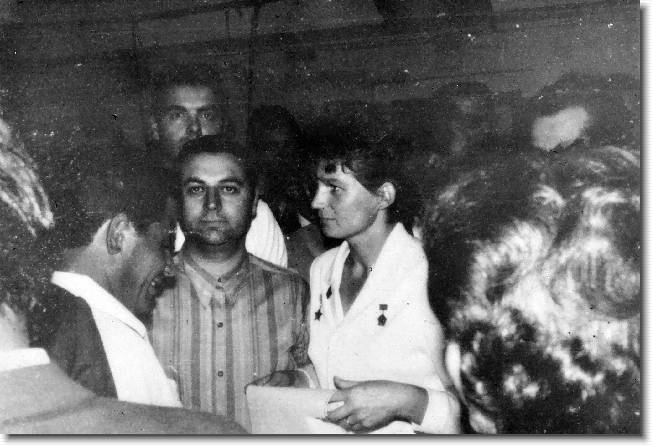 Clicca per scorrere le foto originali ingrandite