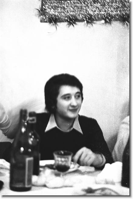 Clicca per scorrere le foto originali ingrandite