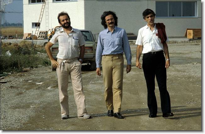 Clicca per scorrere le foto originali ingrandite