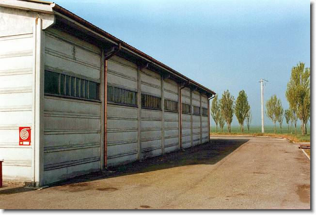 Clicca per scorrere le foto originali ingrandite
